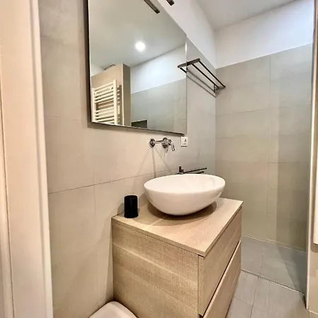 Art Of Living Luxury House In