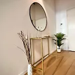 Art Of Living Luxury House In * Como