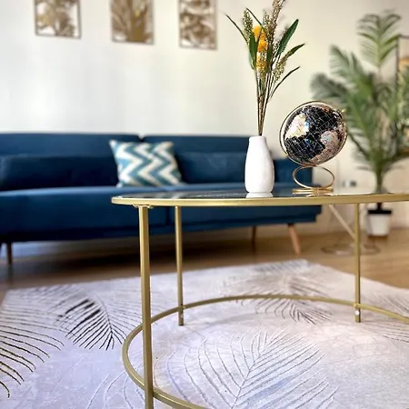 Art Of Living Luxury House In Appartement Como