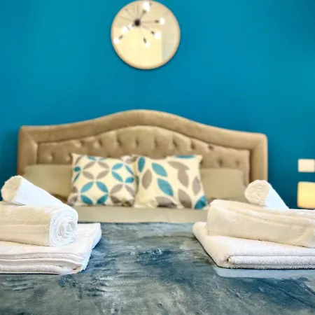 Art Of Living Luxury House In