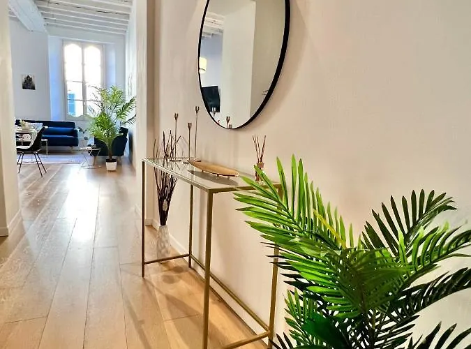 Art Of Living Luxury House In *