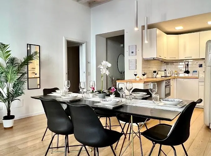 Art Of Living Luxury House In