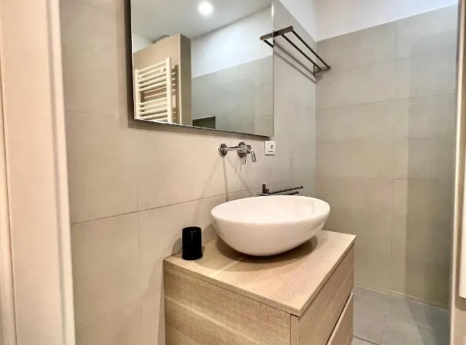 Art Of Living Luxury House In